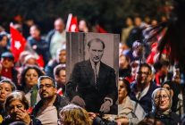 29 ekim cumhuriyet bayrami 102 yilinda burhaniyede ilk gunku cosku ile kutlanacak