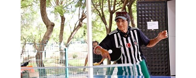 65 yas ustu vatandaslarin sosyal bulusma noktasi