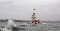 akomdan pazartesi uyarisi firtina ve kuvvetli saganak yagis bekleniyor
