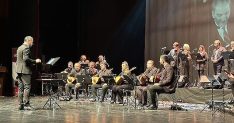 bakirkoyde cumhuriyet coskusu turk halk muzigi konserleriyle basladi