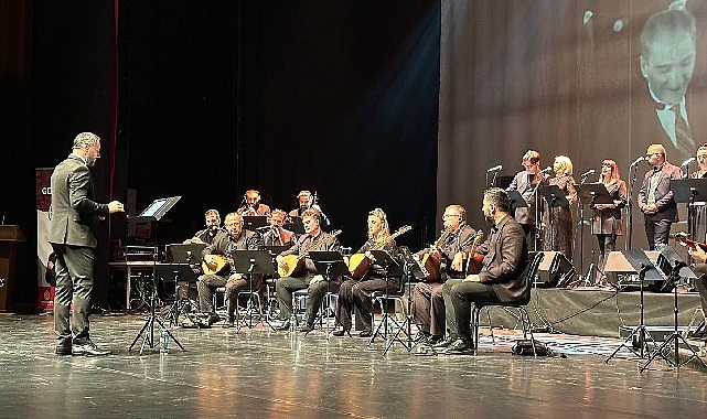 Bakırköy'de Cumhuriyet Coşkusu Türk Halk Müziği konserleriyle başladı 1 bakirkoyde cumhuriyet coskusu turk halk muzigi konserleriyle basladi