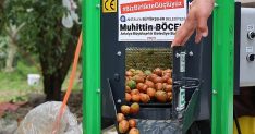 buyuksehirin ceviz soyma makineleri ureticilerin hizmetinde