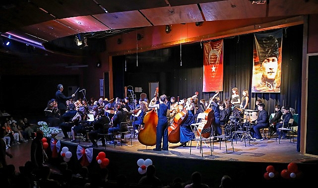 Çocuk Senfoni’den Cumhuriyet Konseri 1 cocuk senfoniden cumhuriyet konseri