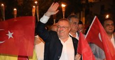 cumhuriyet ozgurlugun esitligin ve demokrasinin adidir
