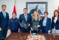 konakta imzalar kadin istihdami icin atildi