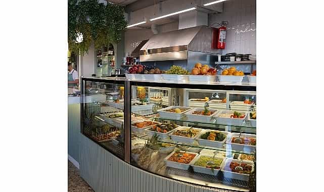 lezzet ve sohbetin yeni duragi bi tek meze bulvar 216da acildi