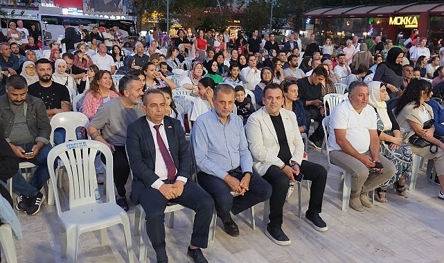 Minik öğrencilerden Cumhuriyet Bayramı kutlaması 1 minik ogrencilerden cumhuriyet bayrami kutlamasi