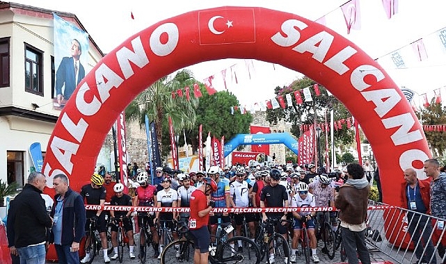 VeloTürk Gran Fondo Çeşme’de pedallar barış ve spor için döndü 1 veloturk gran fondo cesmede pedallar baris ve spor icin dondu