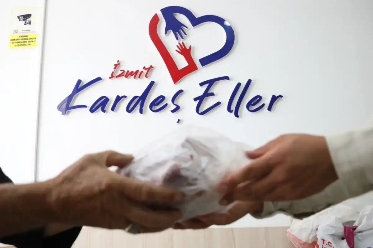 İzmit Belediyesi: Gıda Ürünleri Çöpe Atılmadı