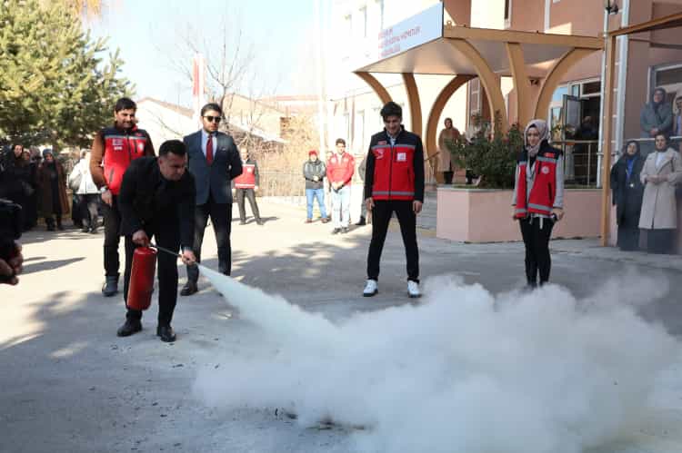 Erzurum’da Aile ve Sosyal Hizmetler’den Afet Hazırlık Eğitimi