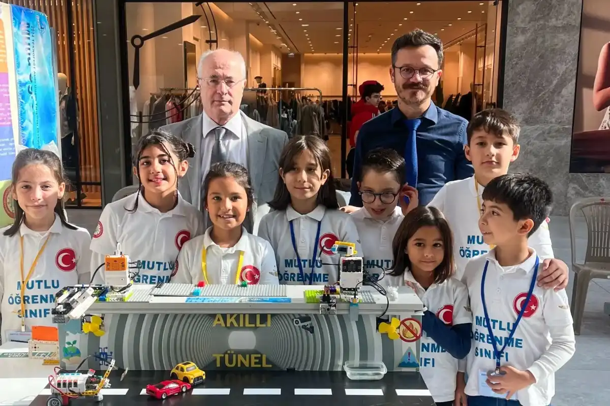 TÜBİTAK ve TEKNOFEST Dereceli Projeleri Aydın’da Sergilendi