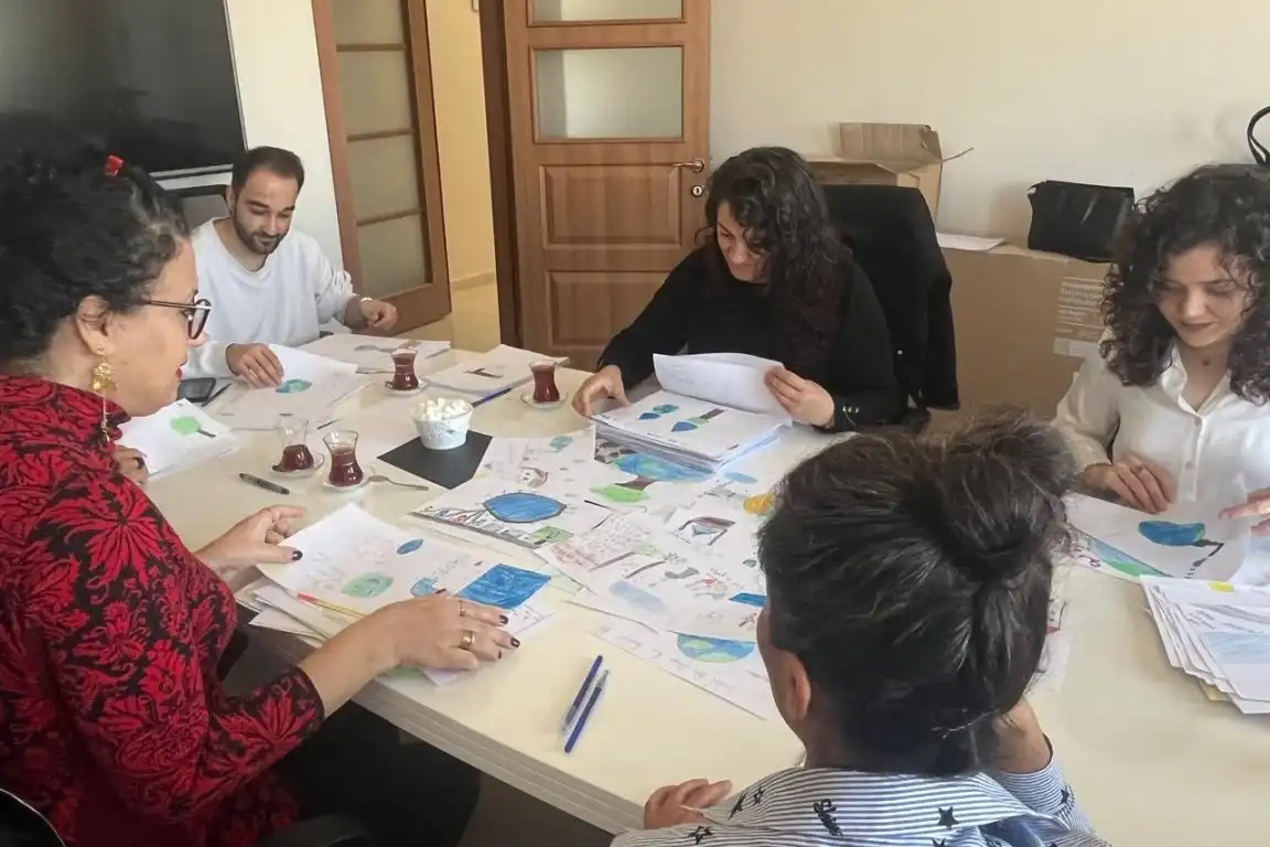 Çorum’da Ödüllü Resim Yarışmasının Kazananları Açıklandı 1 Çorum’da Ödüllü Resim Yarışmasının Kazananları Açıklandı