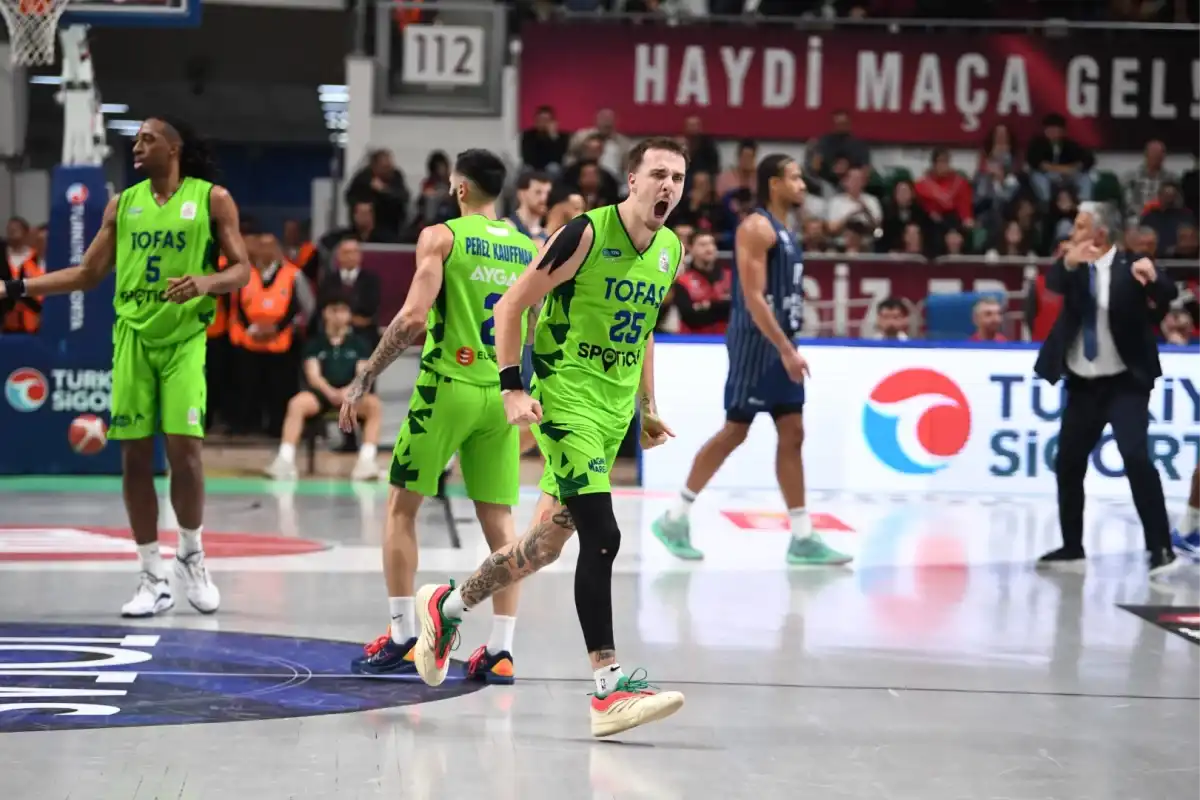 Tofaş, Anadolu Efes’i Mağlup Ederek Evde Yenilmezliğini Korudu