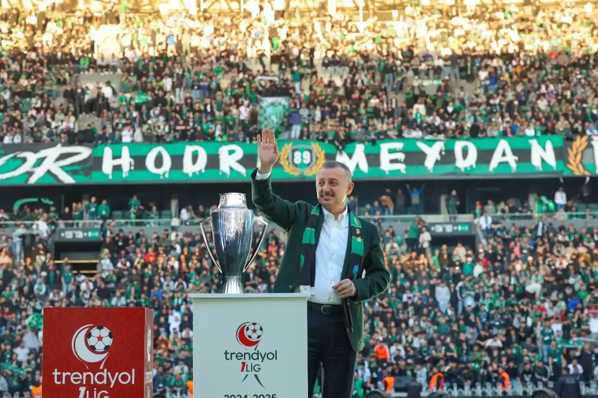 Büyükakın, Tarihi Zaferi Kocaelispor’la Paylaştı