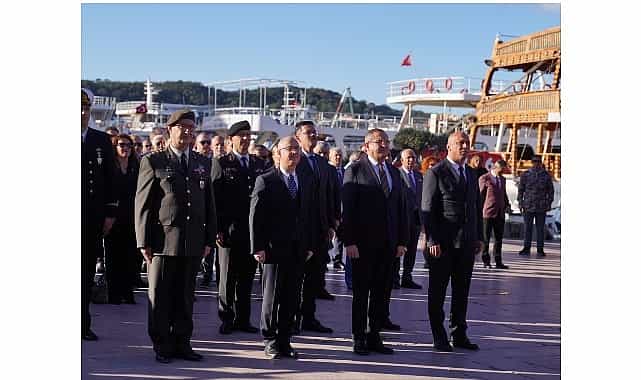 ayvalikta ogretmenler gunu coskuyla kutlandi