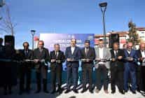 baskan altay yunaka kazandirilan parkin acilisini yapti genclerle bulustu