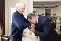 baskan tugay lise ogretmenini ziyaret etti