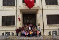 edremit belediyesi ataturk kultur evine ziyaretci akini