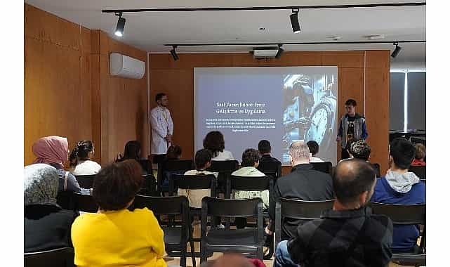 gelecegi kodlayan dijital egitim devam ediyor