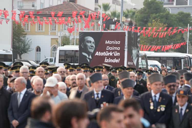 Manisa’da Atatürk’ün Anısı Yaşatıldı

