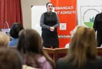 osmangazi kent konseyi kadin meclisinden kadinlara haklarini ogreten toplanti