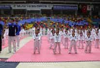 sporun merkezi selcukluda kusak sinavi coskusu yasandi