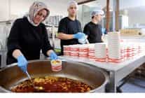 250 vatandasa her gun sicak yemek