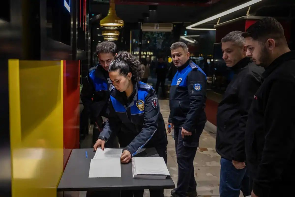 Bornova’da yılbaşı öncesi kapsamlı denetim gerçekleştirildi