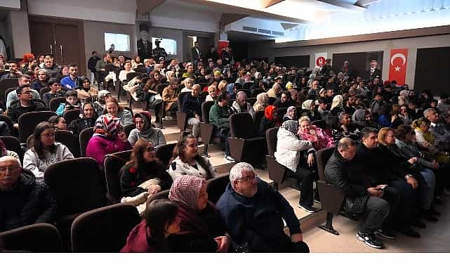 deliler kogusu keciorende izleyicinin yuregine dokundu