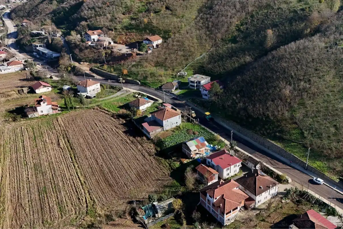 Altındere’de altyapı tamamlandı, üstyapı yenileniyor