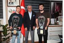 enduro sporcularindan baskan topalogluna ziyaret