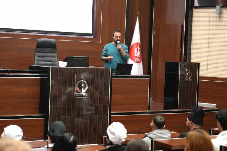 Keçiören’de Gençler İçin Sağlıklı Yaşam Atölyesi
