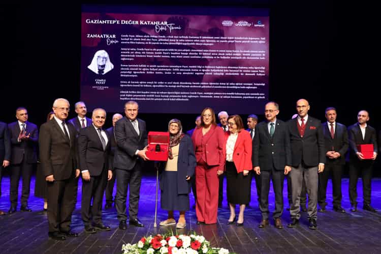 Gaziantep’e Değer Katanlar Sahneye Çıktı