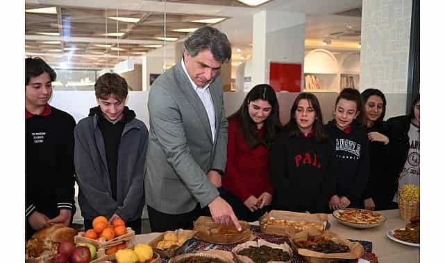 gelenek ve gelecek bir arada