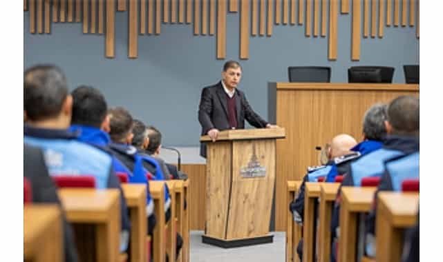 izmir buyuksehir belediyesi ailesi yeni yili kutladi