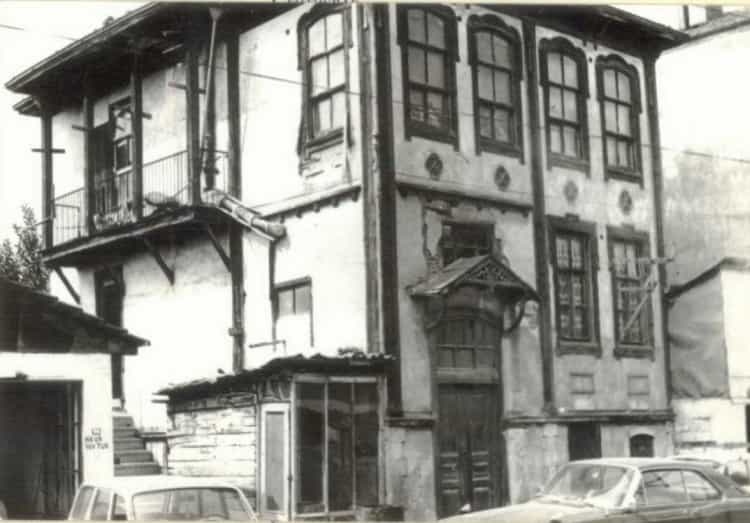 100 yıllık tarih Sakarya’da ayağa kaldırıldı