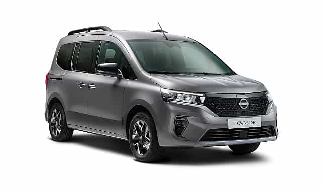 nissan turkiyeden aralik ayina ozel avantajlar x trail ve yeni townstar modellerinde carpici firsatlar