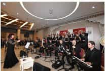 osmangazi belediyesi gonullere dokunan bir geceye imza atti