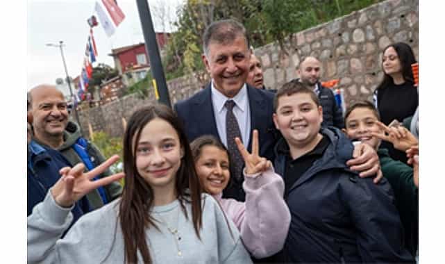 park tamam sirada iki spor sahasi var