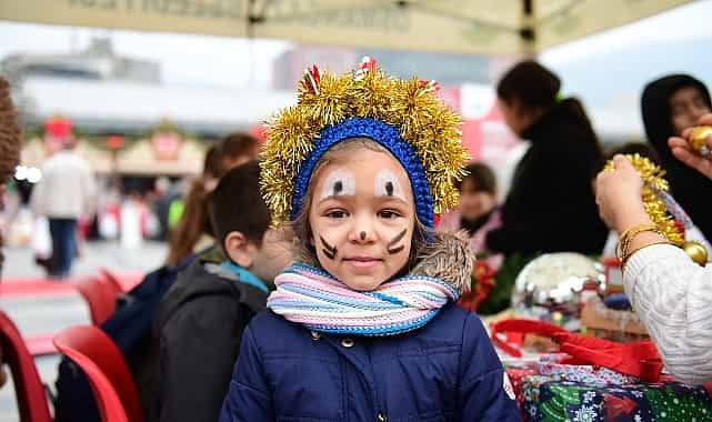 Yeni Yıl Festivali Osmangazi Meydanı’nda Yoğun İlgi Görüyor 1 yeni yil festivali osmangazi meydaninda yogun ilgi goruyor