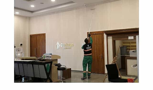 yilmaz guney sahnesi yenilendi