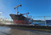 Ege’de Kuruyük Gemisi Karaya Otururken 18 Denizci Tahliye Edildi