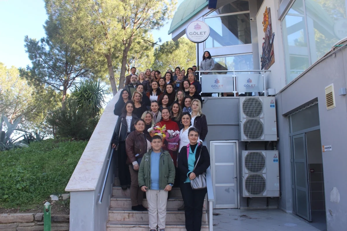 Okul Aile Birliklerine İzmir Büyükşehir’den Destek 1 Okul Aile Birliklerine İzmir Büyükşehir’den Destek