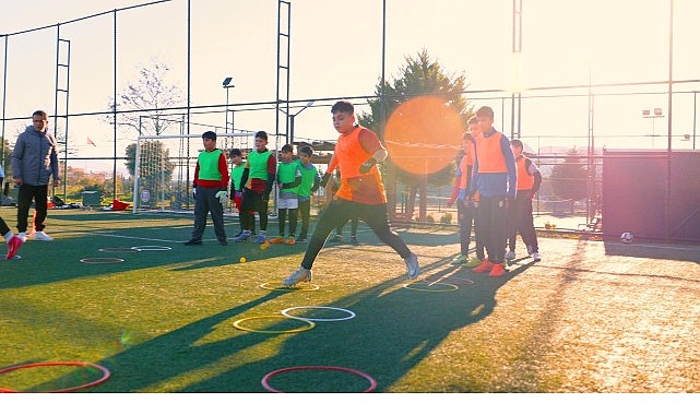 Didim’de Gençler Sporla Buluşuyor 1 didimde gencler sporla bulusuyor