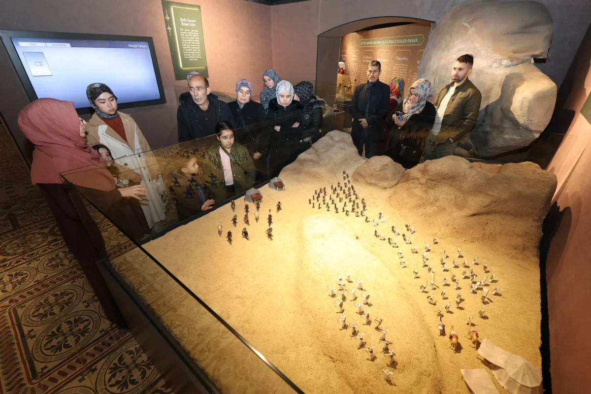 Konya’da Siyer Sergisi Büyük Beğeni Topladı