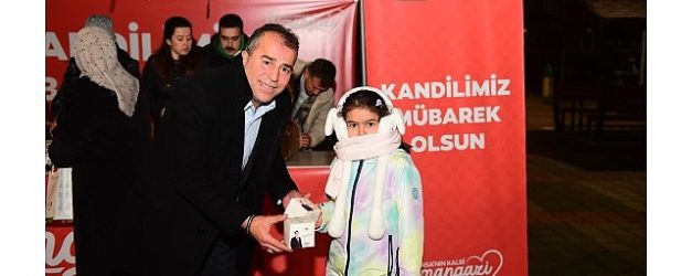 osmangazide mirac kandili bereketi vatandaslarla paylasildi